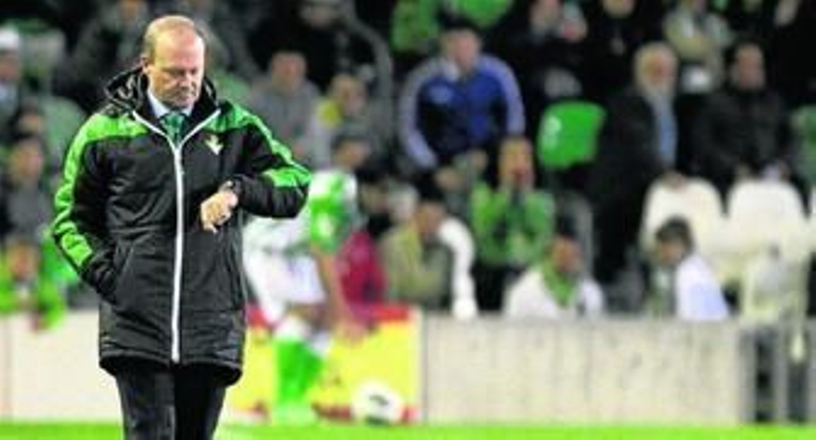 Perquis tuvo que retirarse lesionado por tapar una ocasión de Riki en el minuto 51. En principio, se pierde el resto de la temporada.