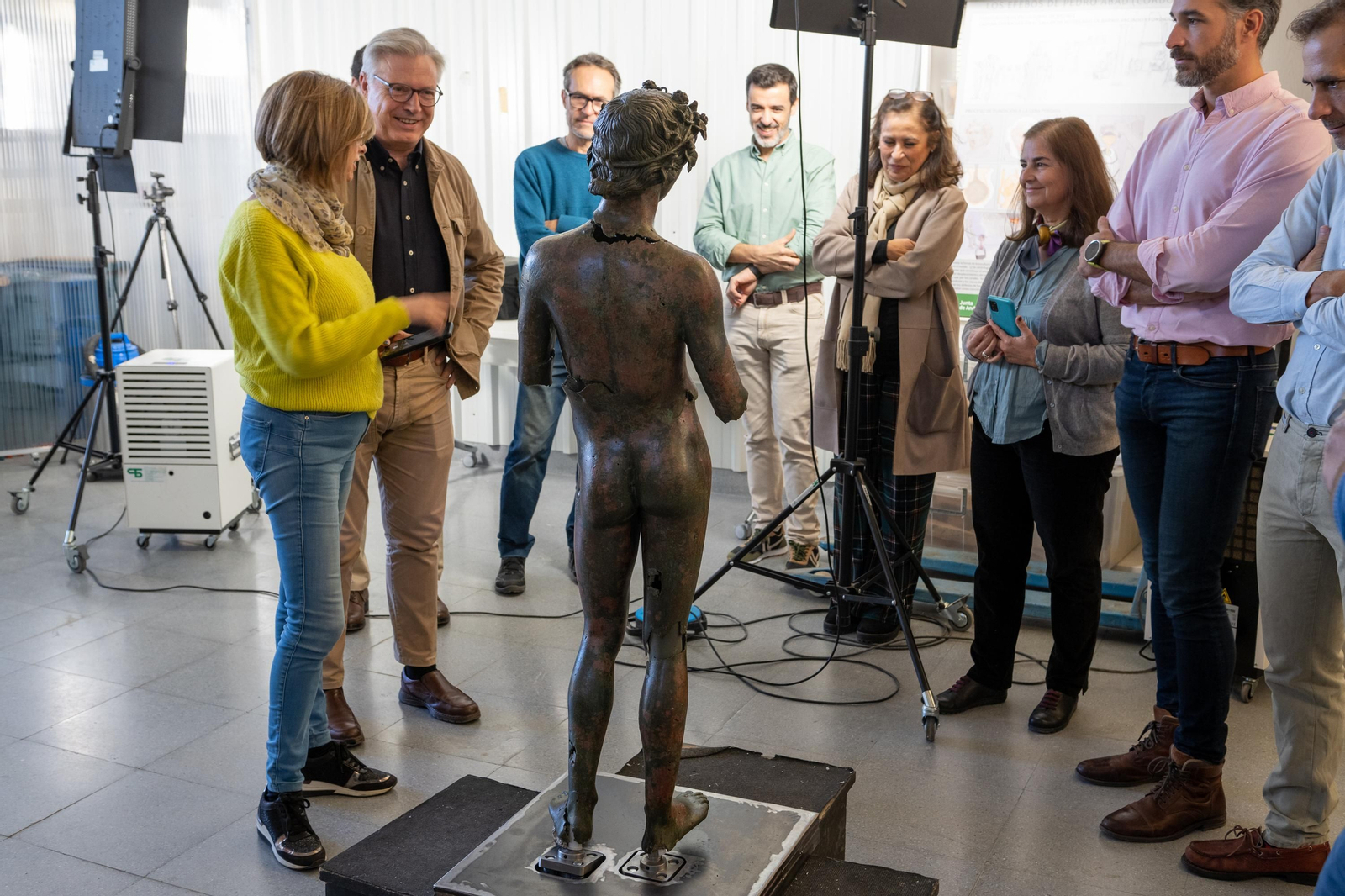 Así lucen los efebos de Pedro Abad antes de su traslado al museo Reina Sofía Así lucen los efebos de Pedro Abad antes de su traslado al museo Reina Sofía