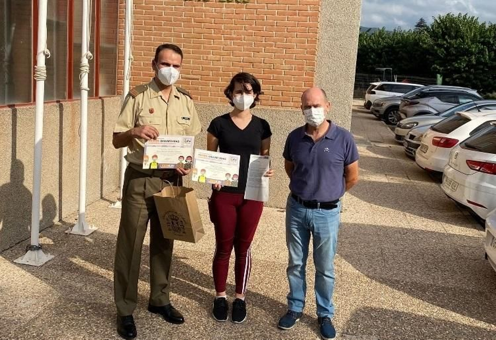 Entrega del diploma en el IES Al Ándalus.