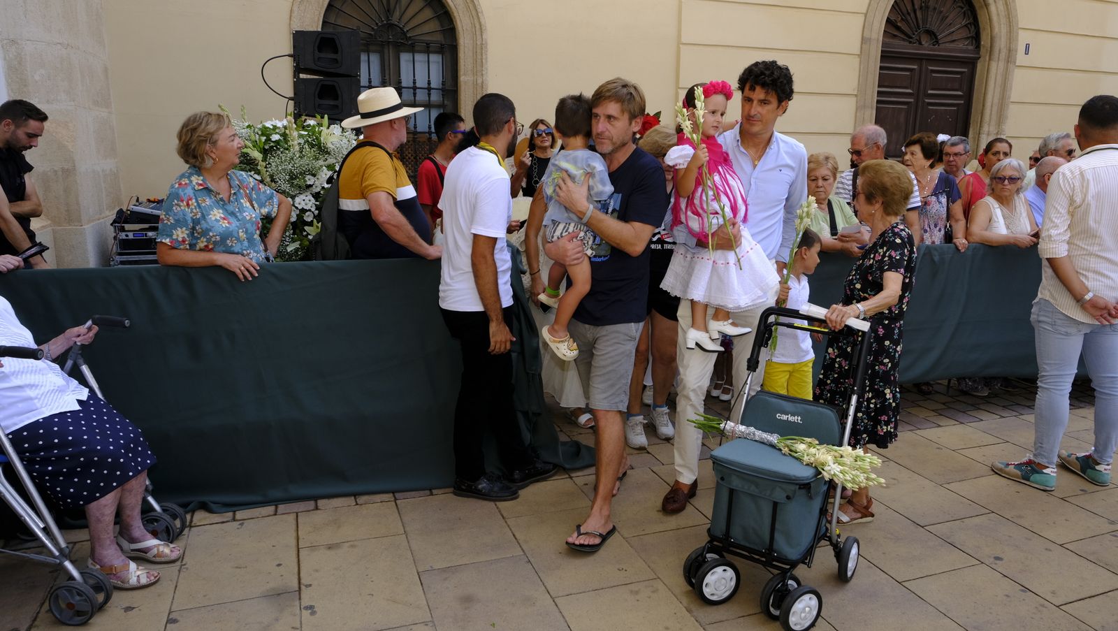 La ofrenda a la Virgen del Mar en imágenes