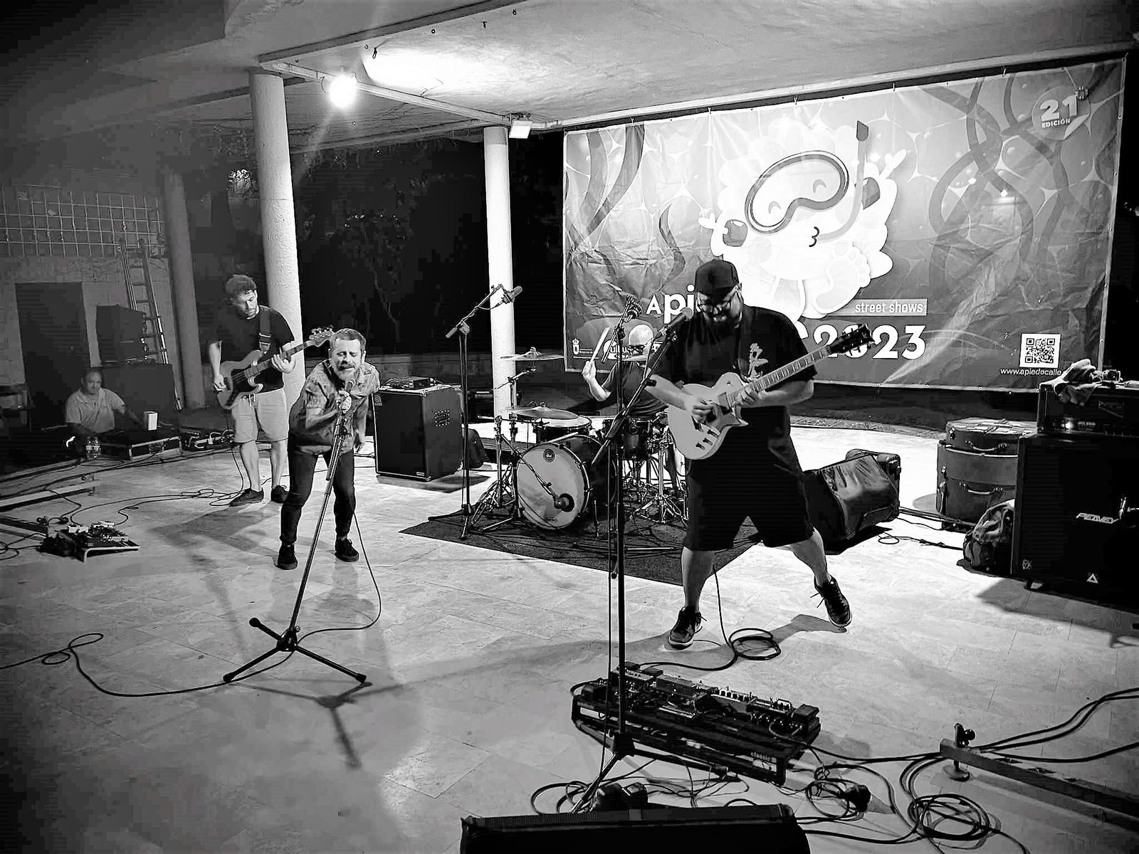 ‘Adiós caballos’ durante su concierto en el Anfiteatro de Roquetas.