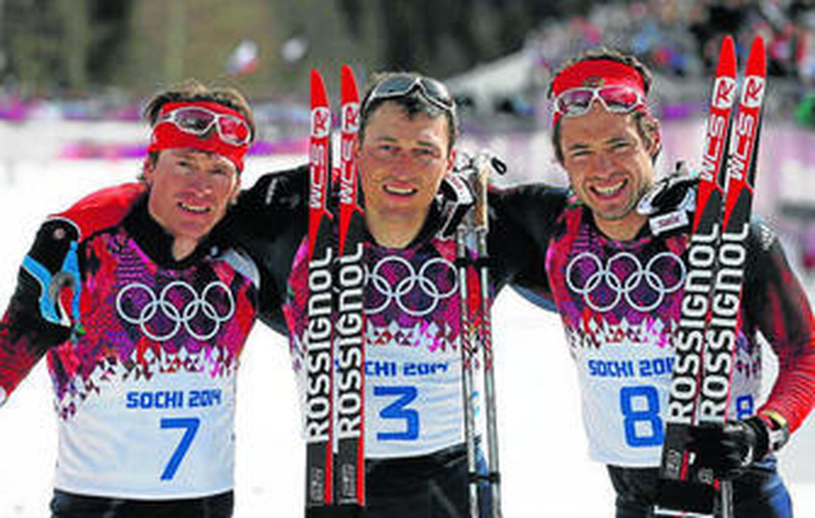 Los rusos Vylegzhanin, Legkov y Chernousov coparon el podio de los 50 kilómetros de esquí de fondo el domingo.