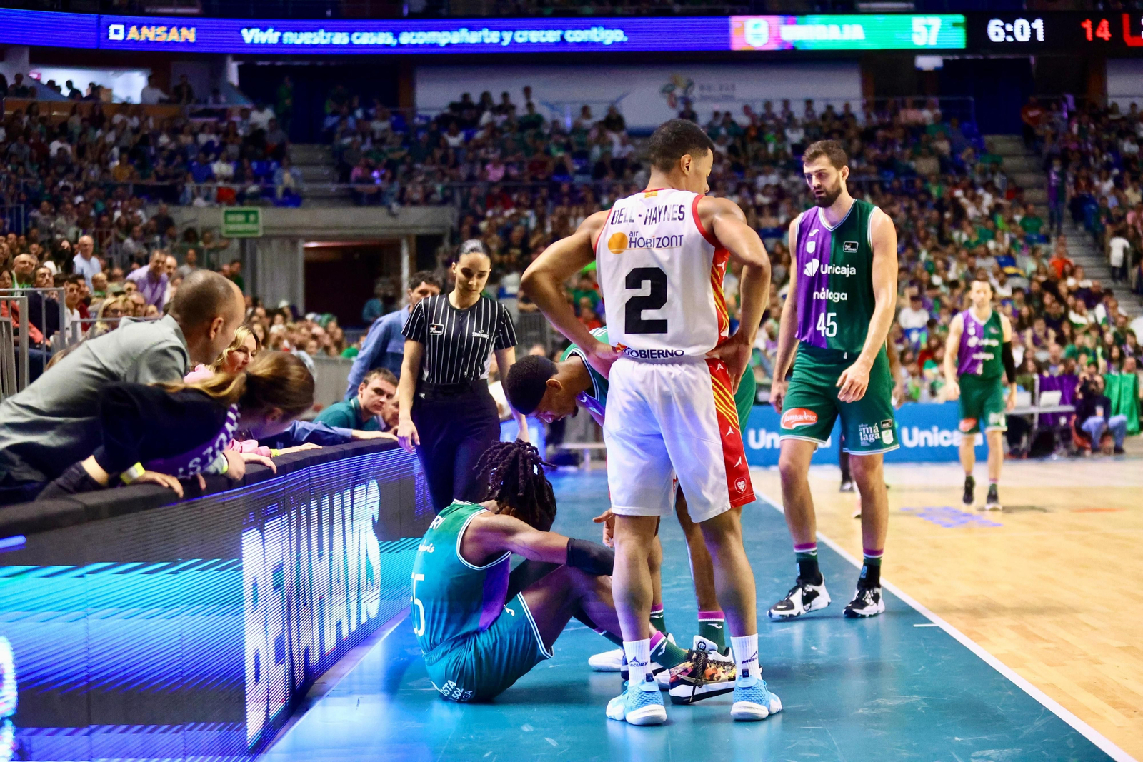 El Unicaja - Casademont Zaragoza, en fotos