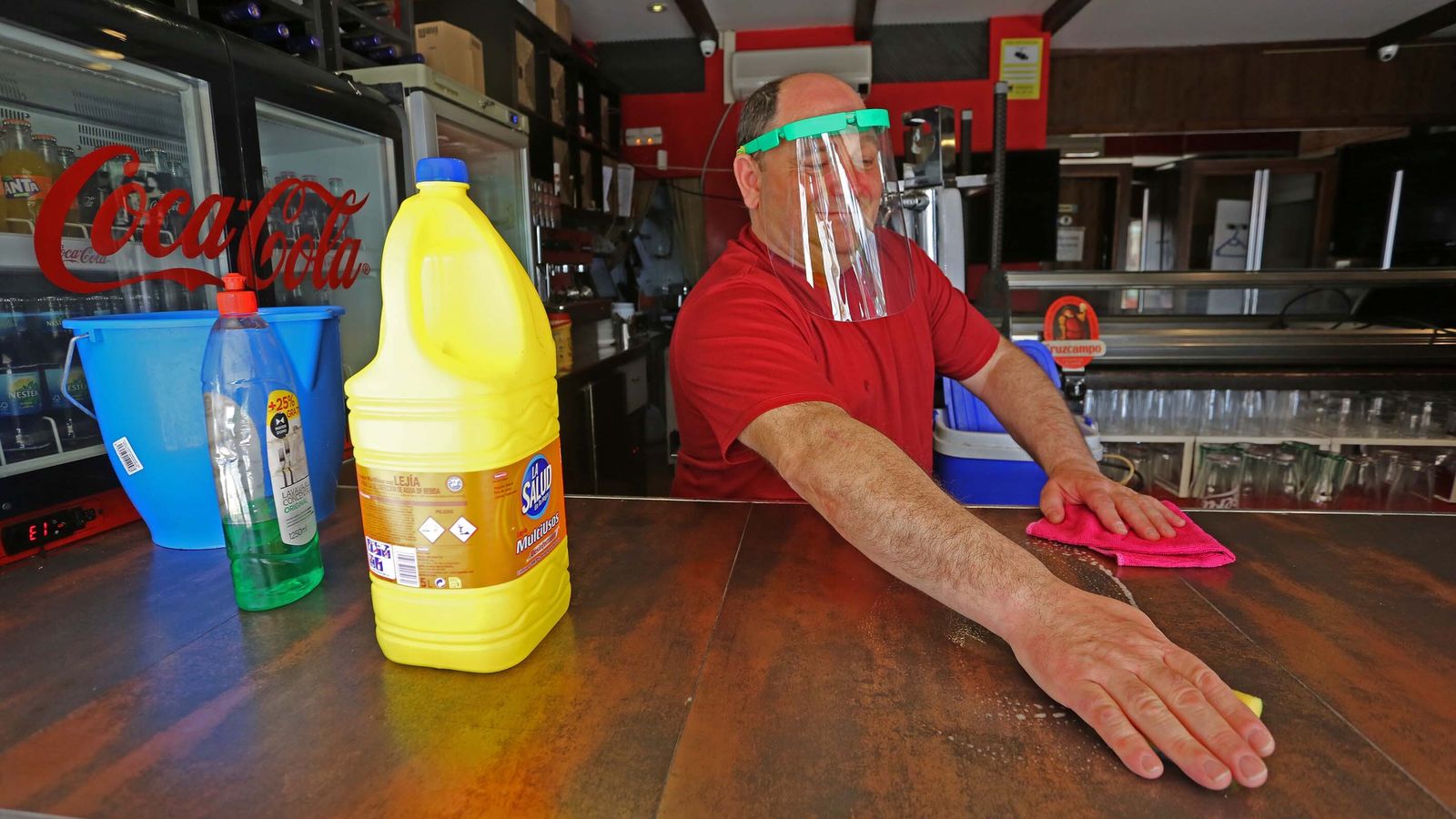 Tareas de limpieza a lo largo del fin de semana.