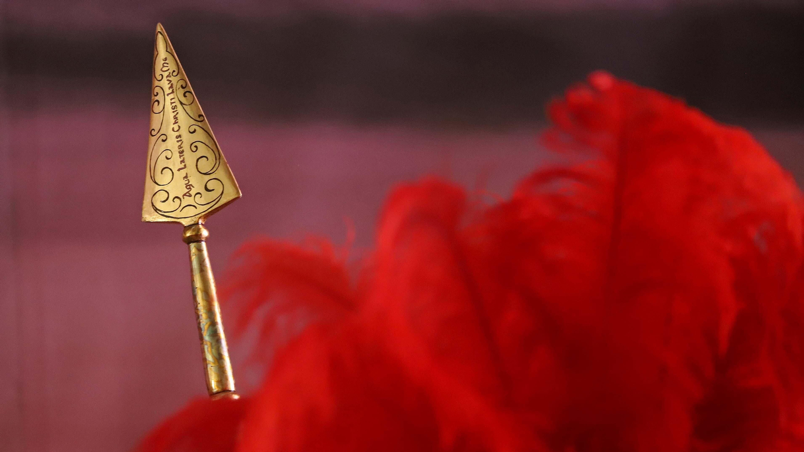 Fotos del Viernes Santo en Algeciras: Mortaja, Misericordia y Santo Entierro