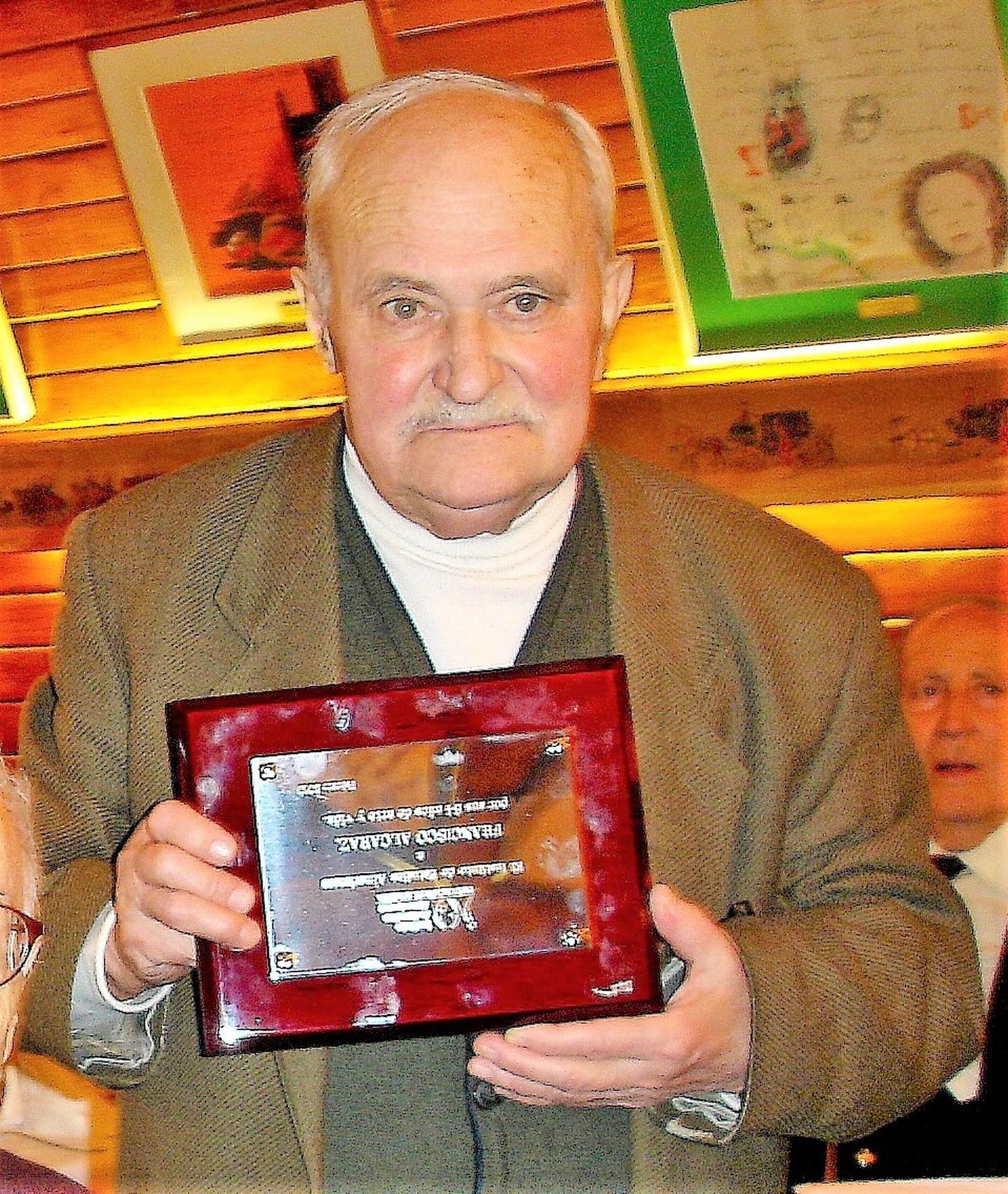 Francisco Alcaraz, el último pintor del Movimiento Indaliano, ha muerto hoy con 94 años.