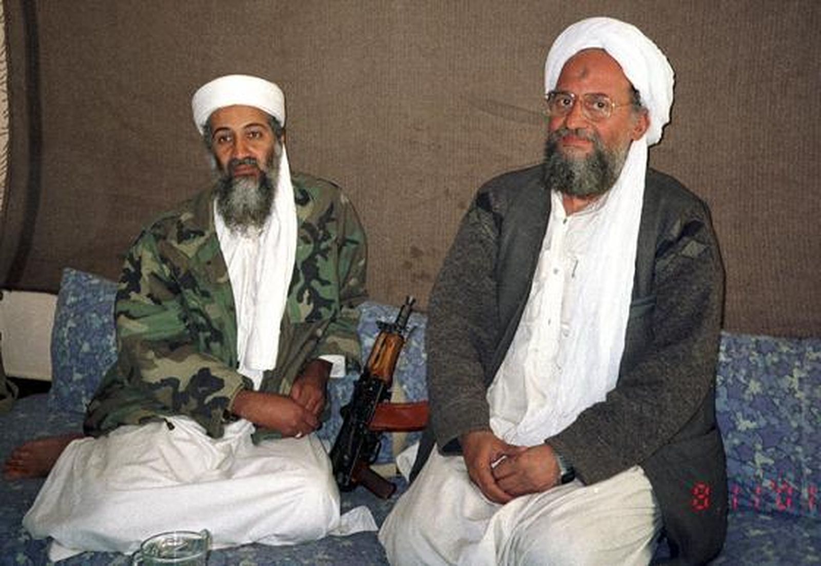 Ben Laden junto a su mano derecha Al Zawahiri.

Foto: AFP/Reuters/EFE