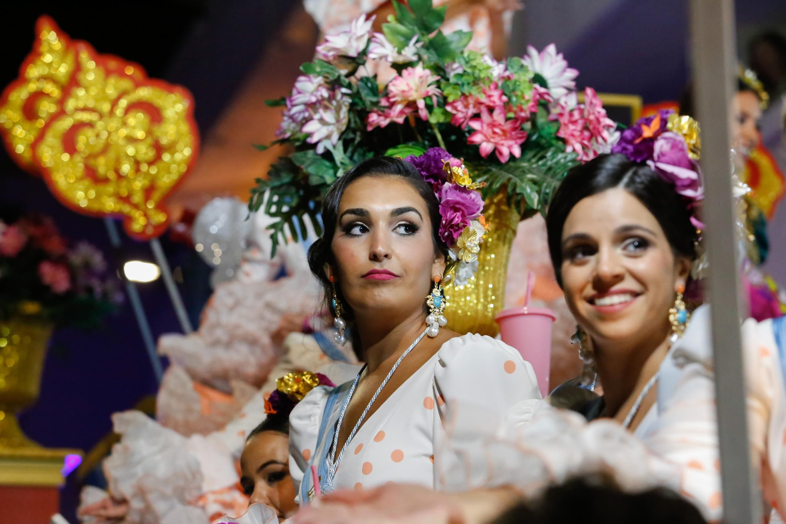 Búscate en las fotos de la cabalgata de la Feria de La Línea