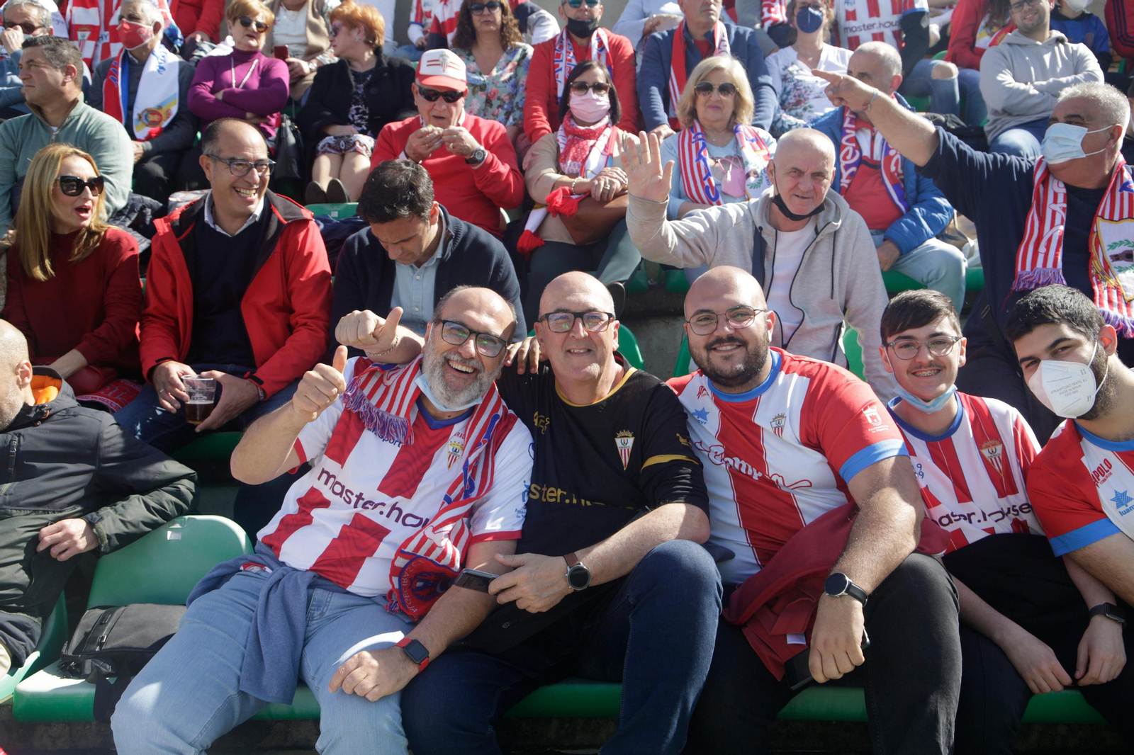 Ambiente de la afición del Algeciras CF en Sevilla