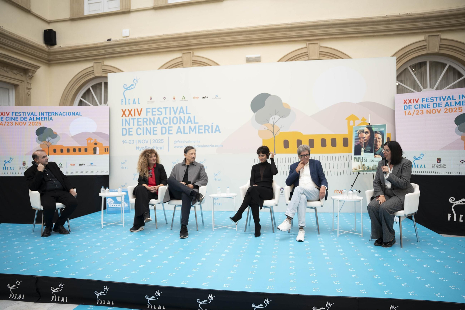 Así ha sido la presentación de la película 'Papeles', en imágenes