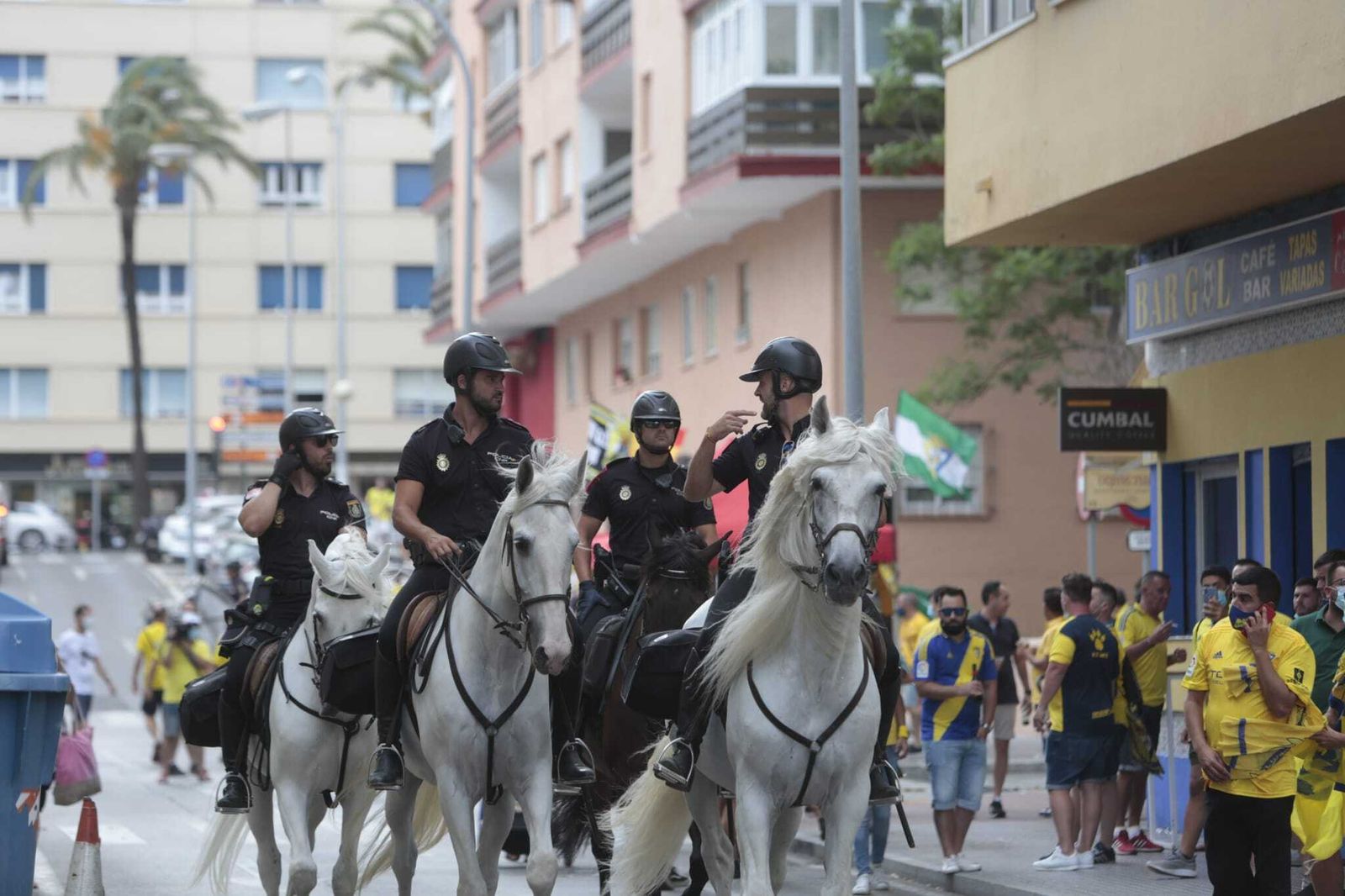Las imágenes de la previa en los alrededores de Carranza