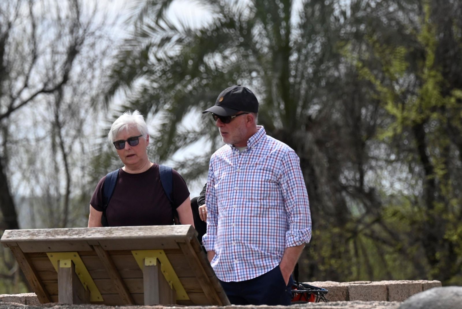 Los cordobeses aprovechan la tregua entre tormentas para salir a la calle, en imágenes