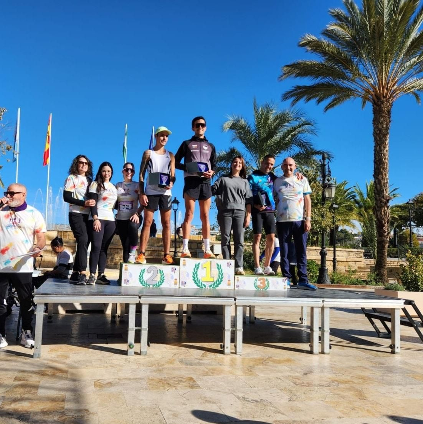 Más de un centenar de albojenses participan en la I Carrera por la Igualdad y la Violencia de Género