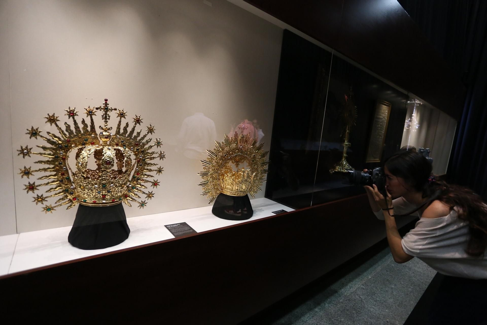 La exposición 'Pasión según Sevilla', en imágenes