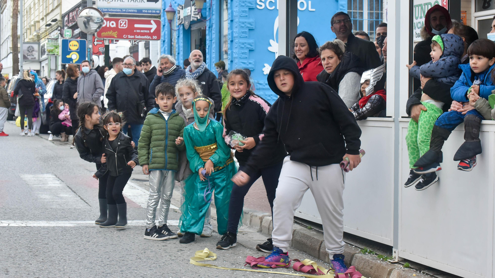 Fotos del pasacalles de Carnaval en Tarifa