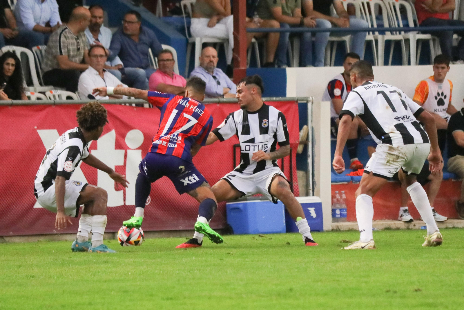 Las fotos del Yeclano Deportivo-Balona (0-0)
