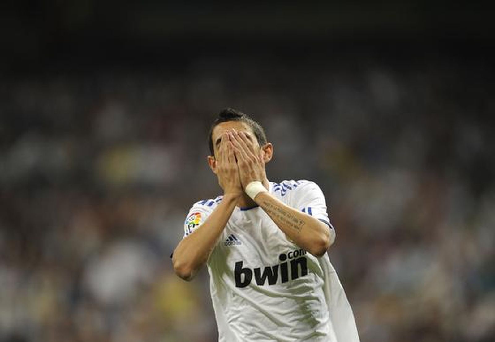 El Real Madrid gana al Espanyol en el Bernabéu. / AFP