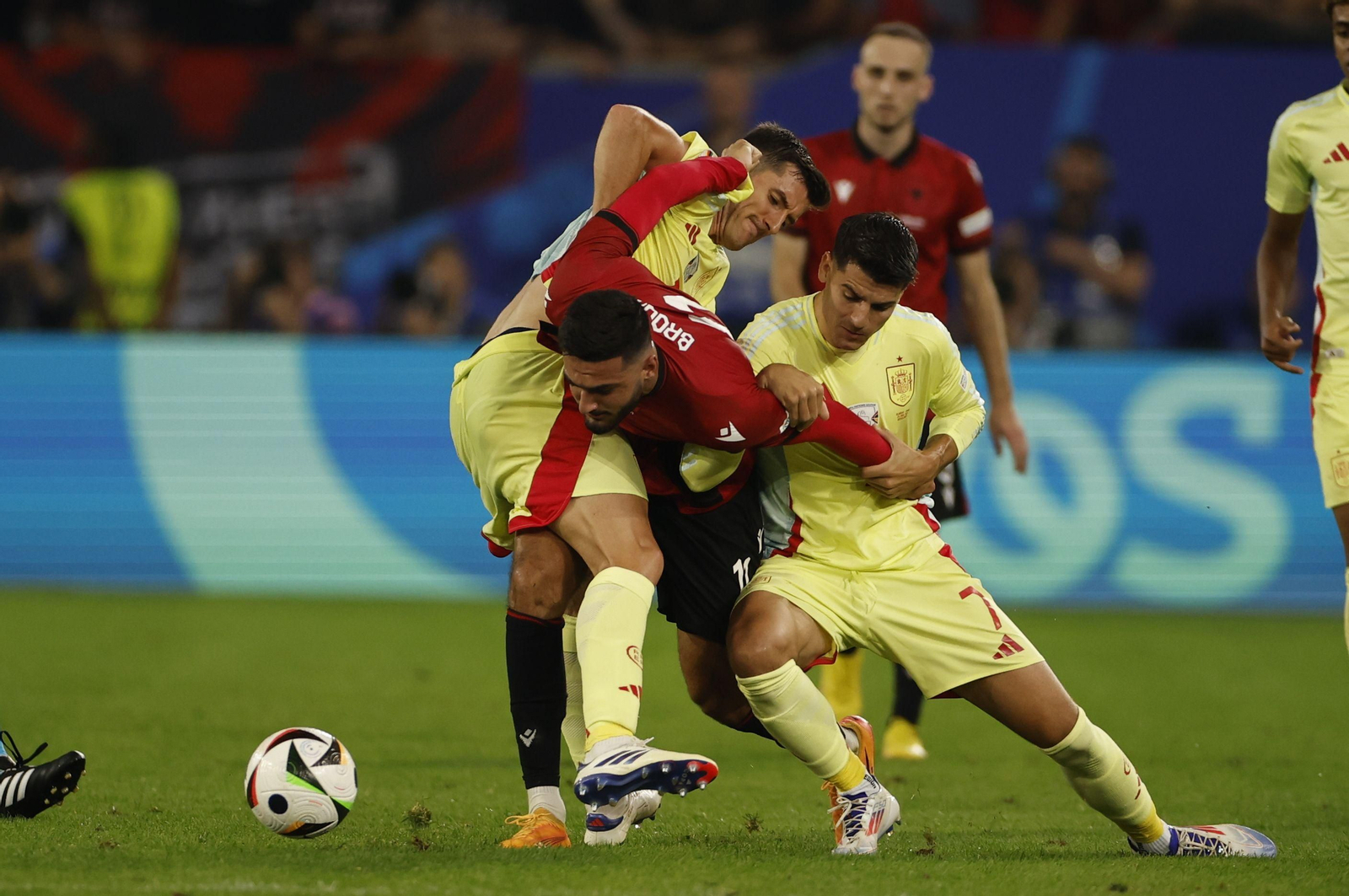 Las fotos del Albania - España