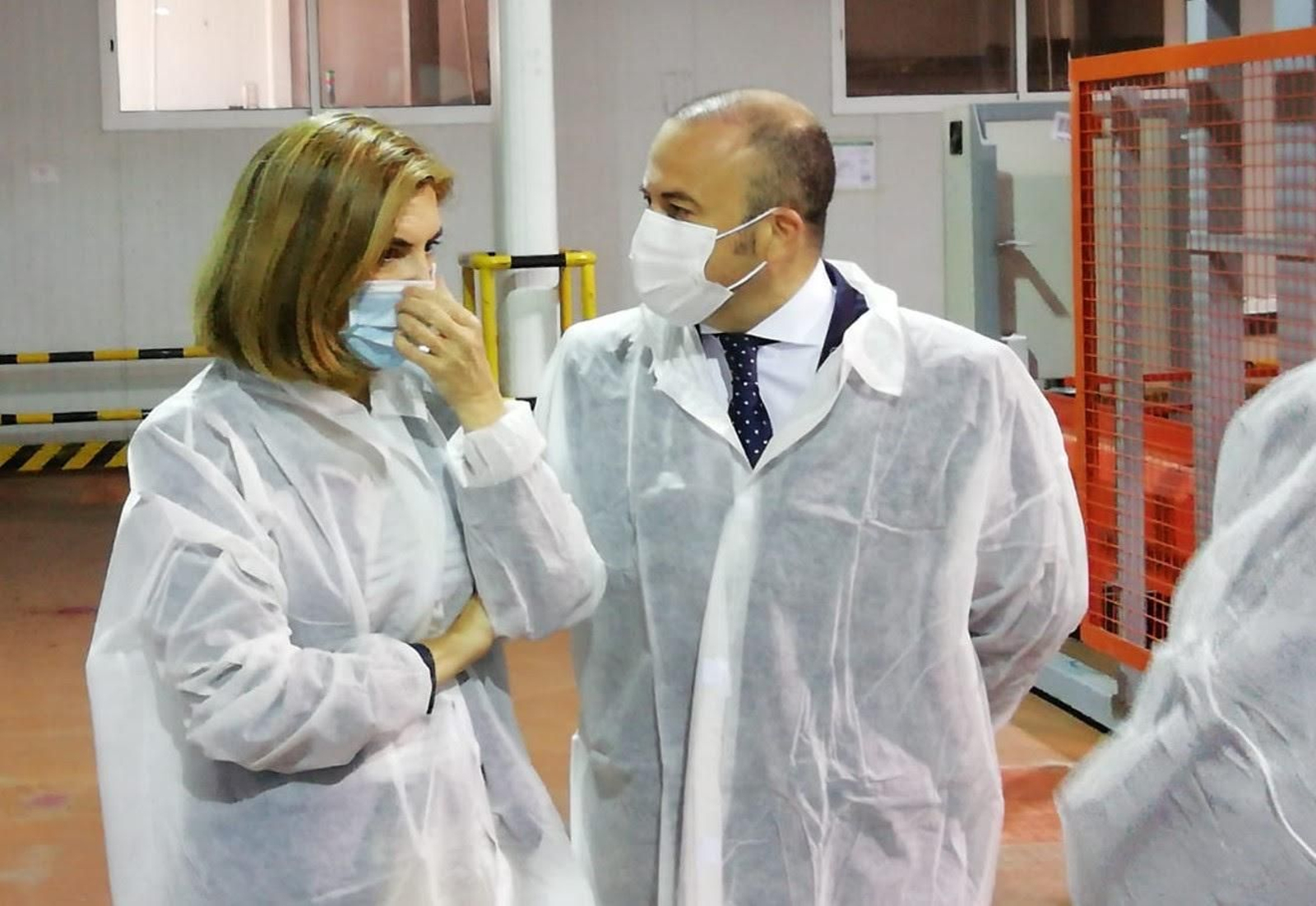 Julio Díaz, parlamentario de Cs por Huelva y vicepresidente del Parlamento de Andalucía, junto a la consejera de Empleo, Formación y Trabajo Autónomo, Rocío Blanco