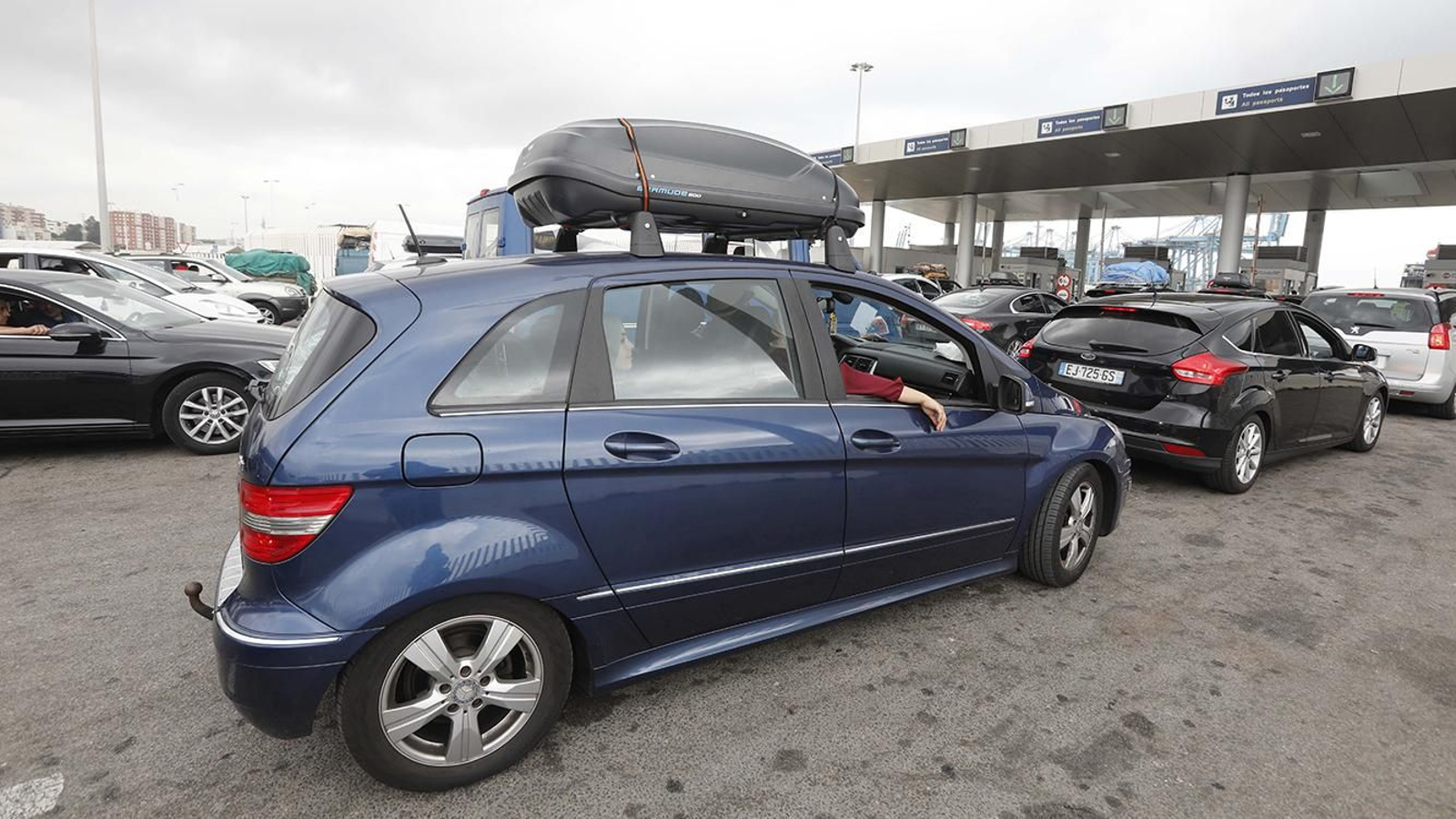 Las fotos de la OPE en un domingo con mucho transito