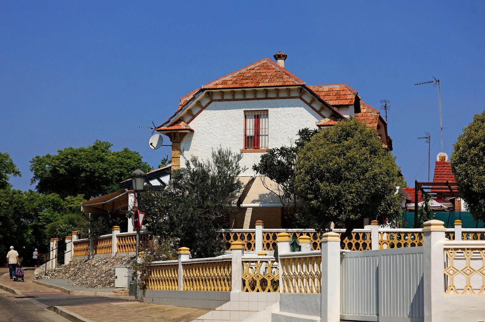 Imágenes del Barrio Reina Victoria, un legado británico en Huelva
