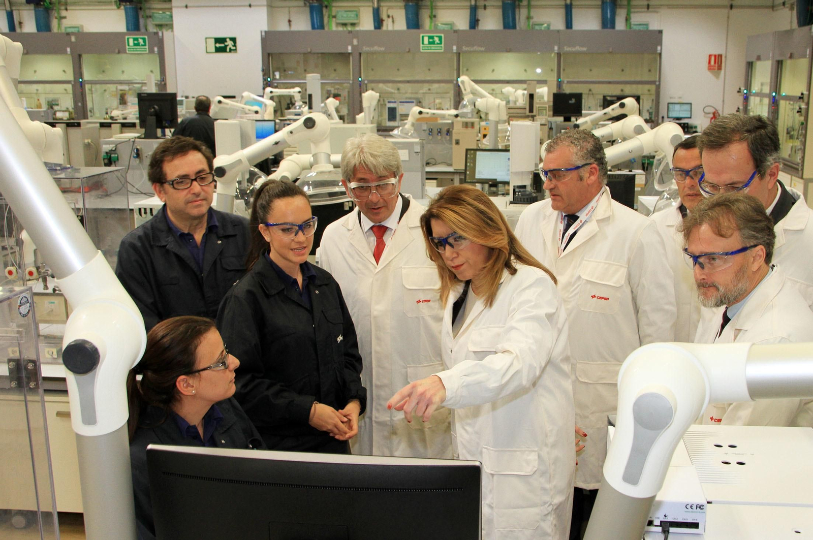La presidenta de la Junta de Andalucía, Susana Díaz, y el consejero delegado de Cepsa, Pedro Miró, inauguran el proyecto 'Optimización de Aromáticos' de Cepsa, en imágenes