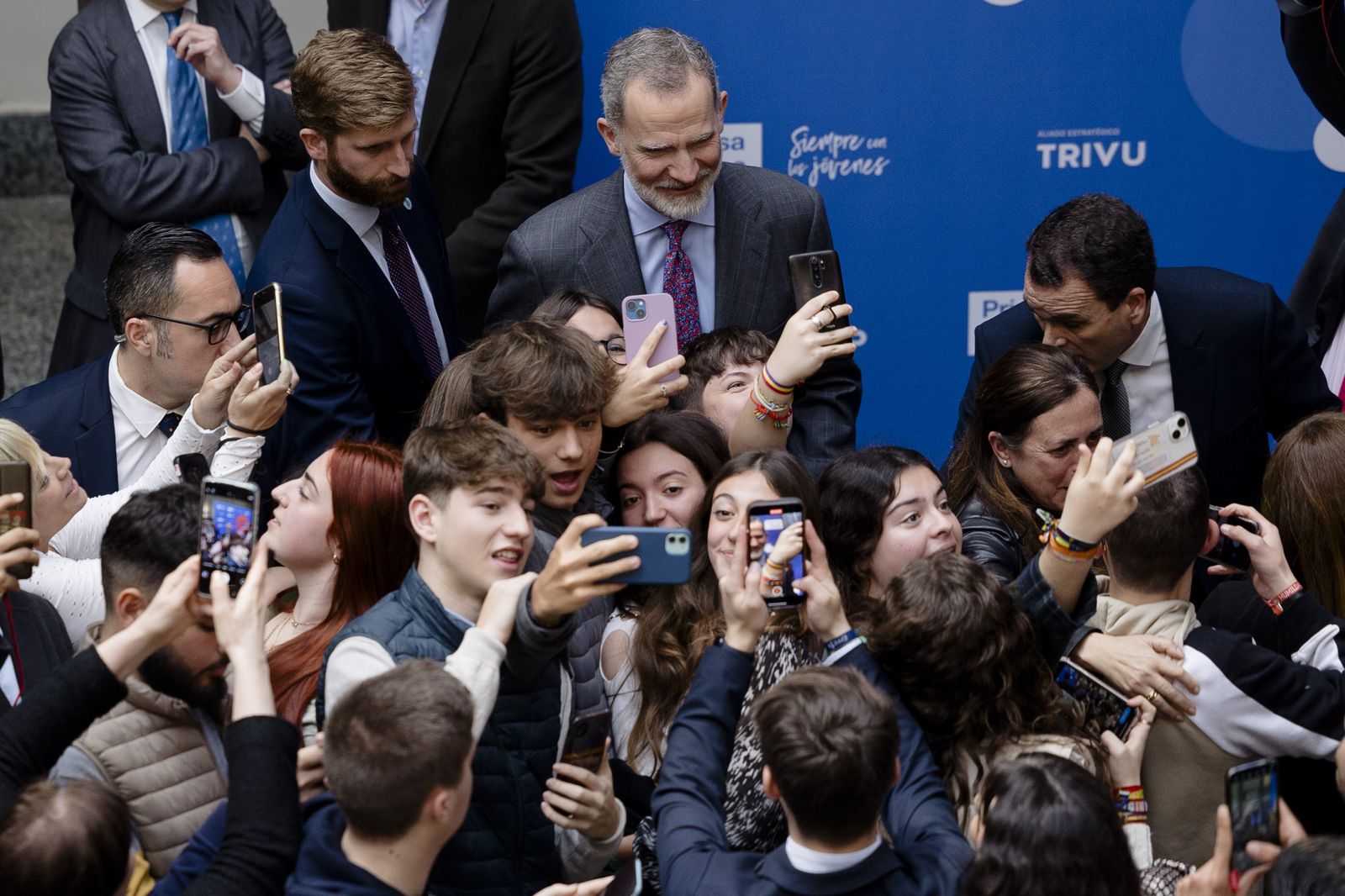 El rey Felipe VI visita Cádiz con motivo de la entrega del Premio Princesa de Girona Social 2024.