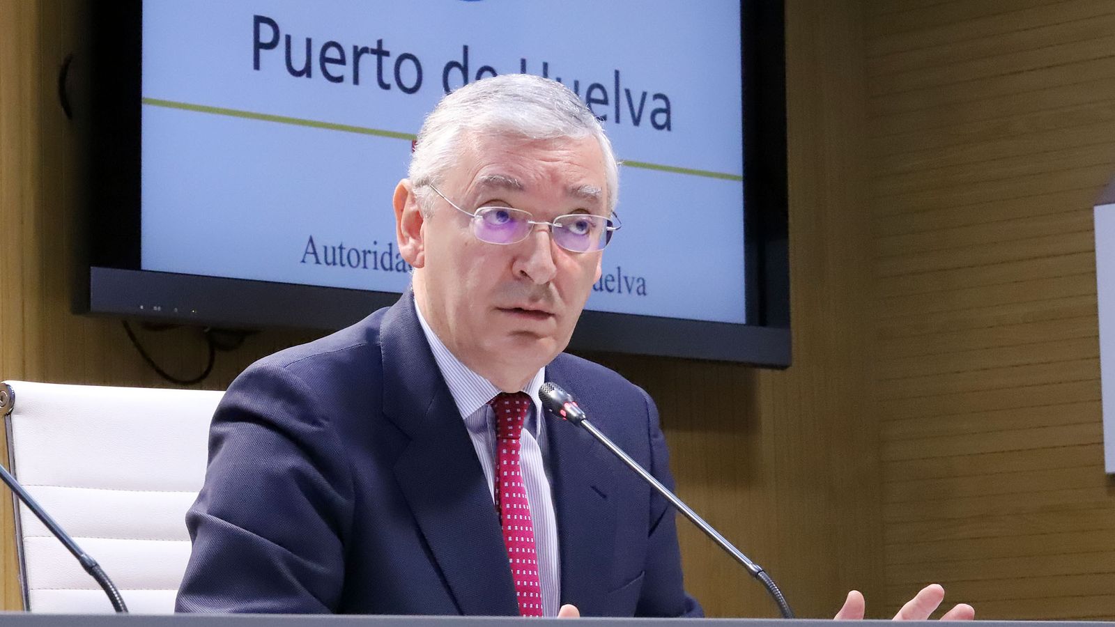 El director del Puerto, Ignacio Álvarez-Ossorio durante la presentación de los resultados.