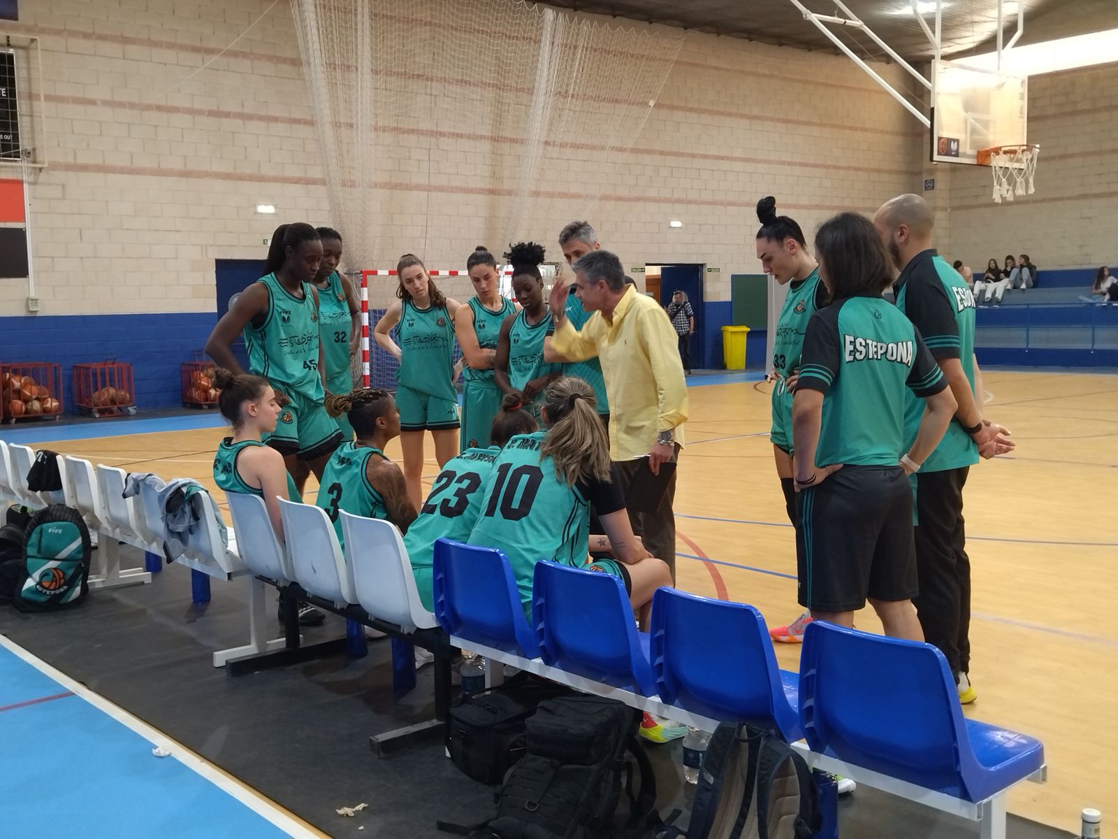 Tiempo muerto del CAB Estepona.