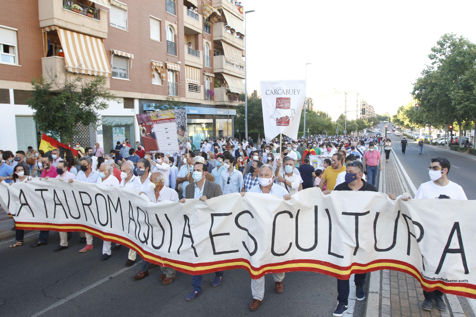 Las fotografías de la marcha en defensa de la tauromaquia en Córdoba