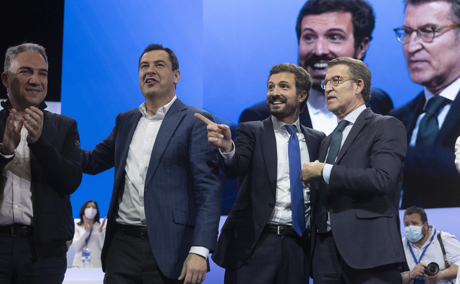 La proclamación de Feijóo como presidente del PP en Sevilla, en imágenes