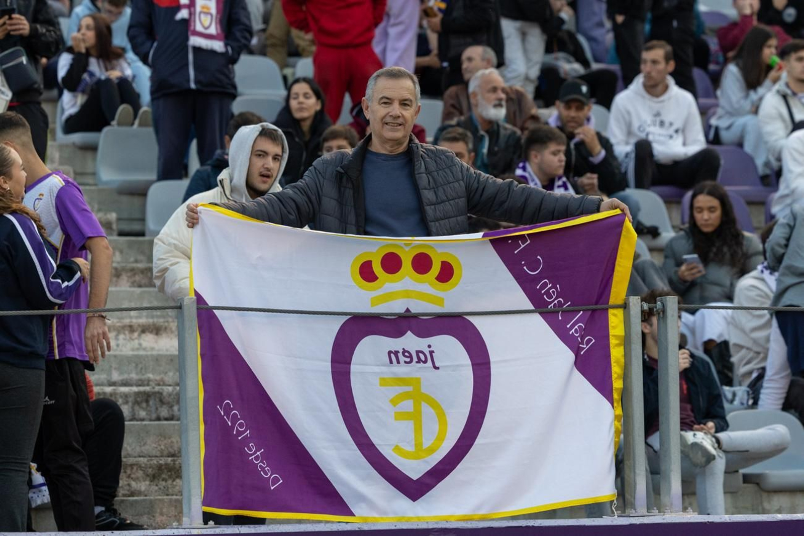 Real Jaén 0-1 Linares Deportivo: las mejores imágenes del clásico provincial