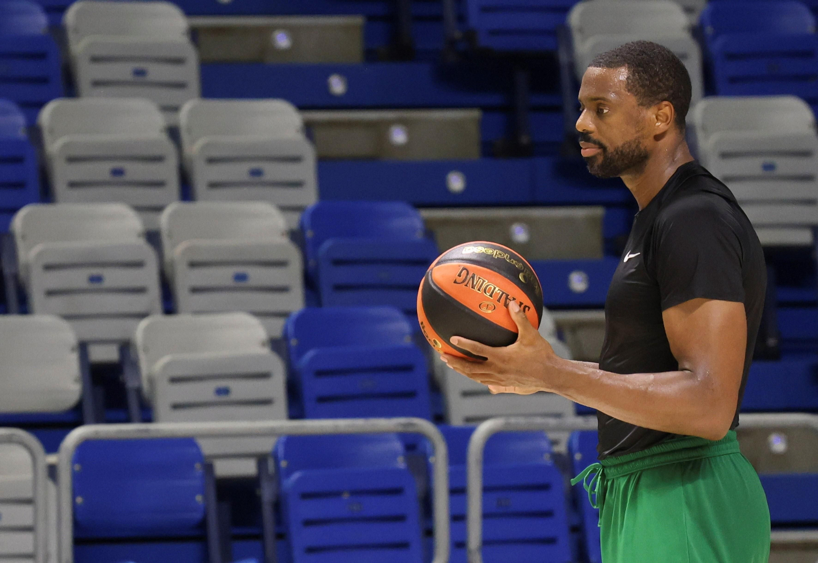 El Unicaja trabaja antes de ir a Murcia