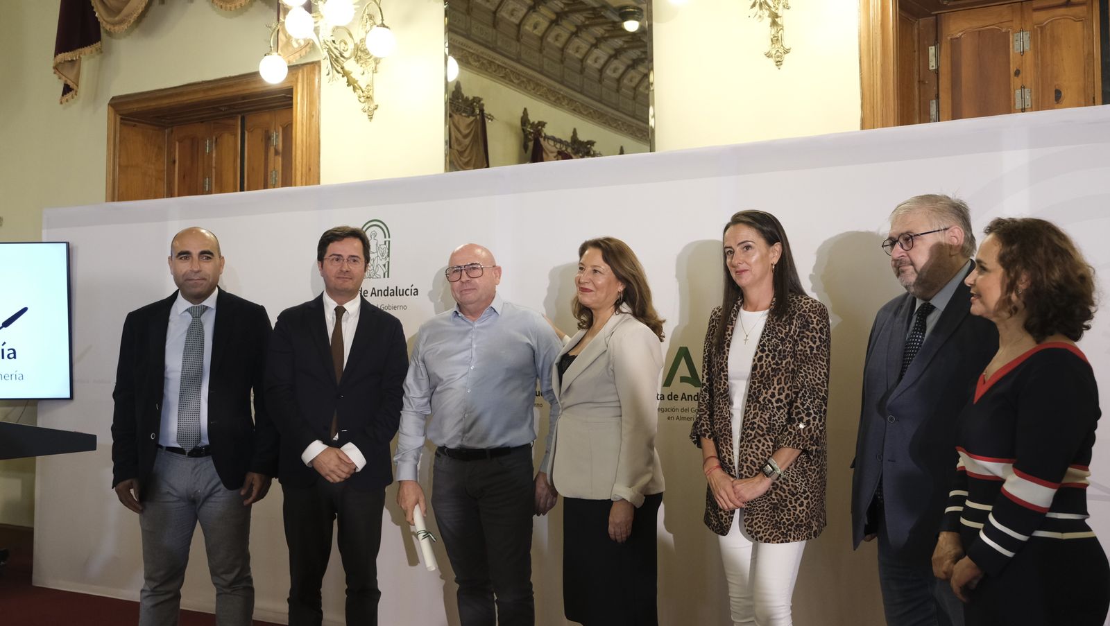 Imágenes de la entrega de resoluciones de OPFH de agricultura