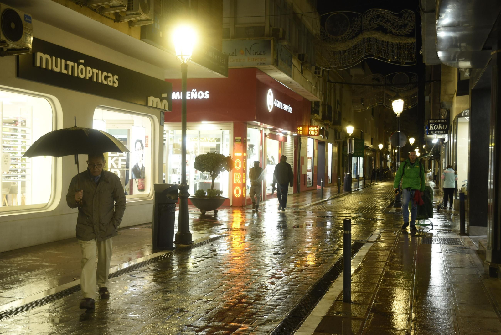 Fotos del viernes al paso de la borrasca Claudia en La Línea