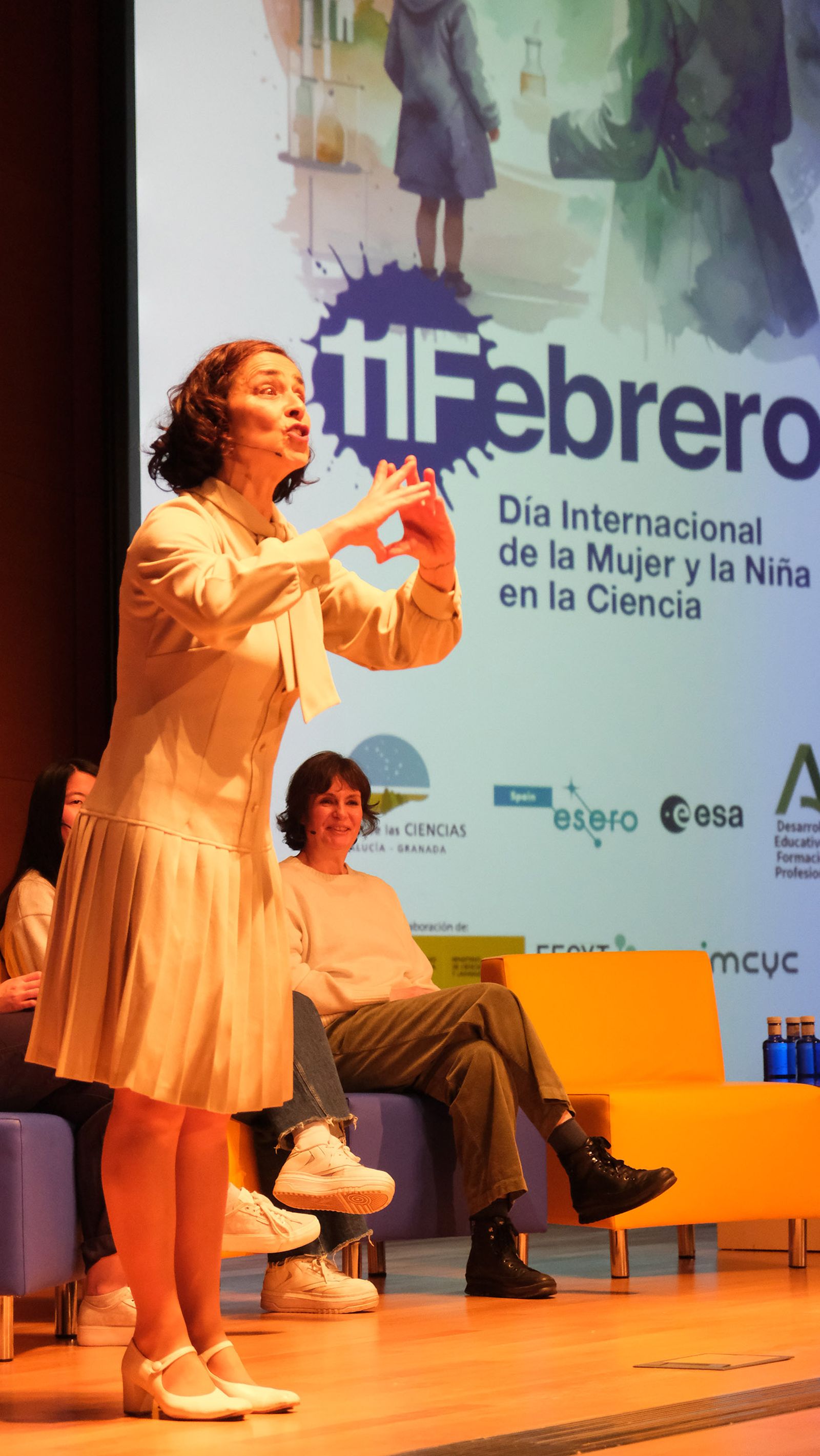 Isabel Veiga interpreta a Rosalind Franklin