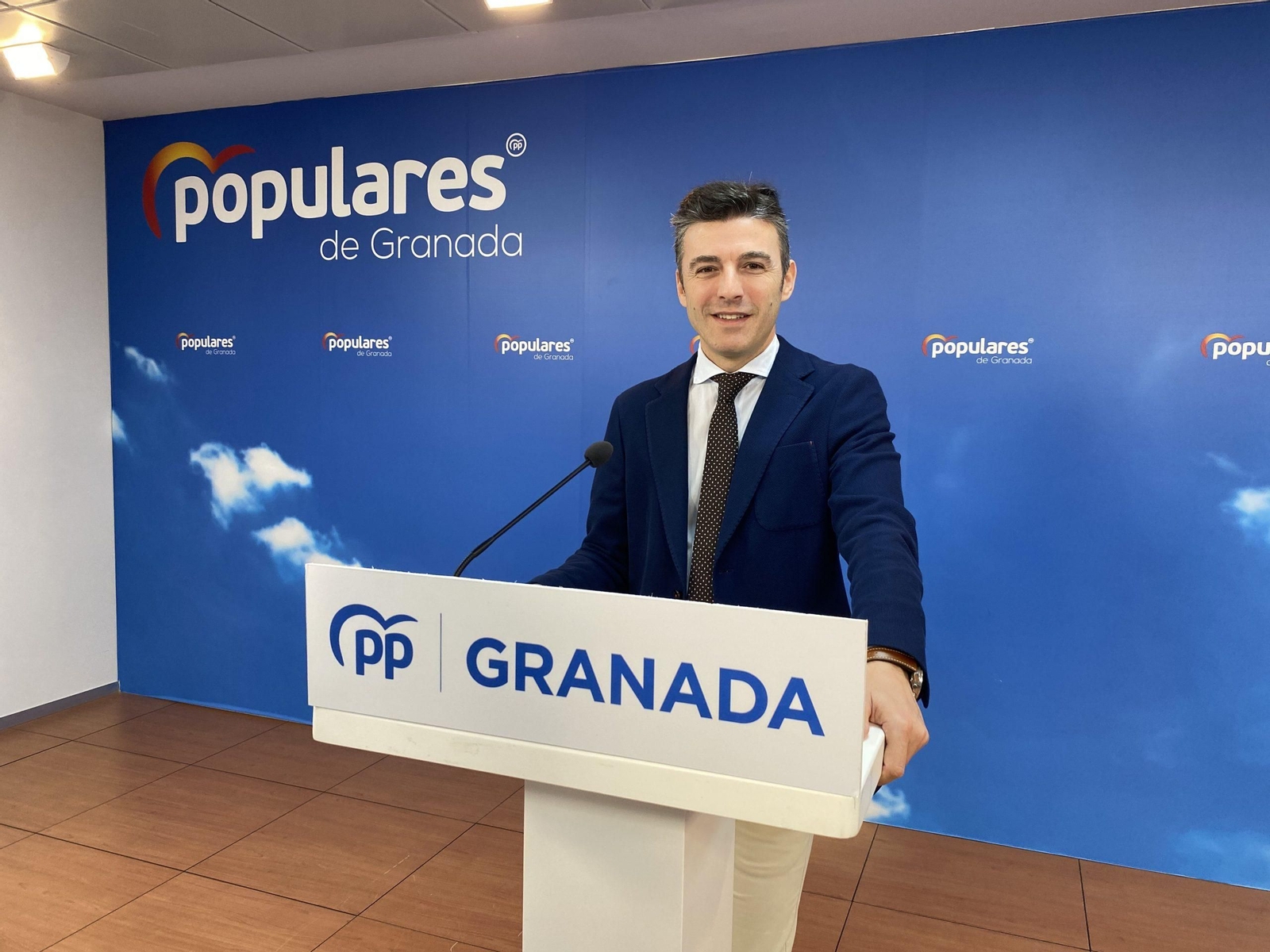 El secretario general del PP de Granada, Jorge Saavedra