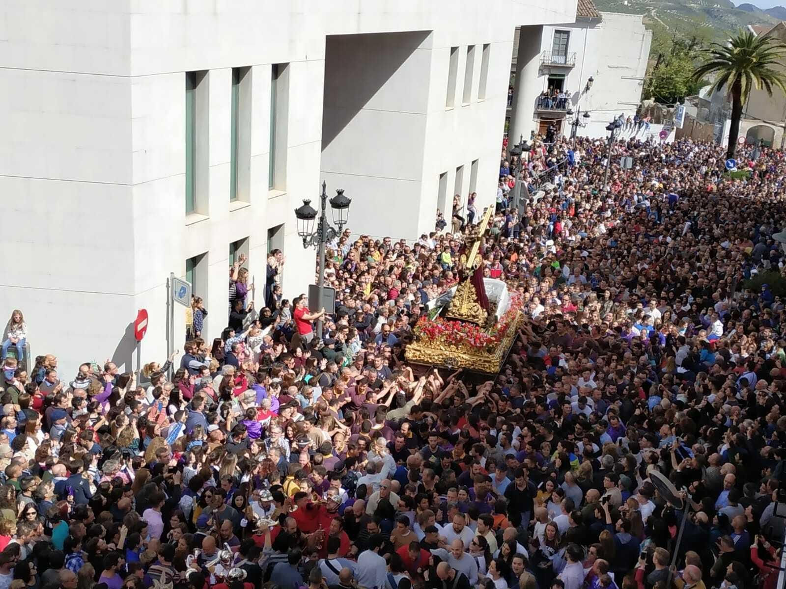 Las imágenes del Viernes Santo en la provincia