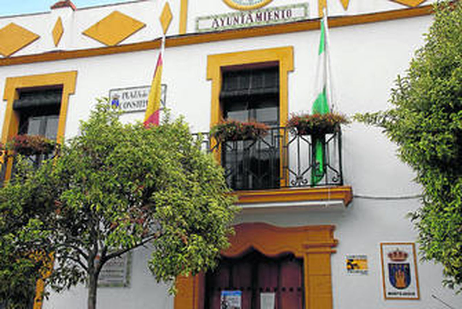 Fachada del Ayuntamiento de Montejaque.