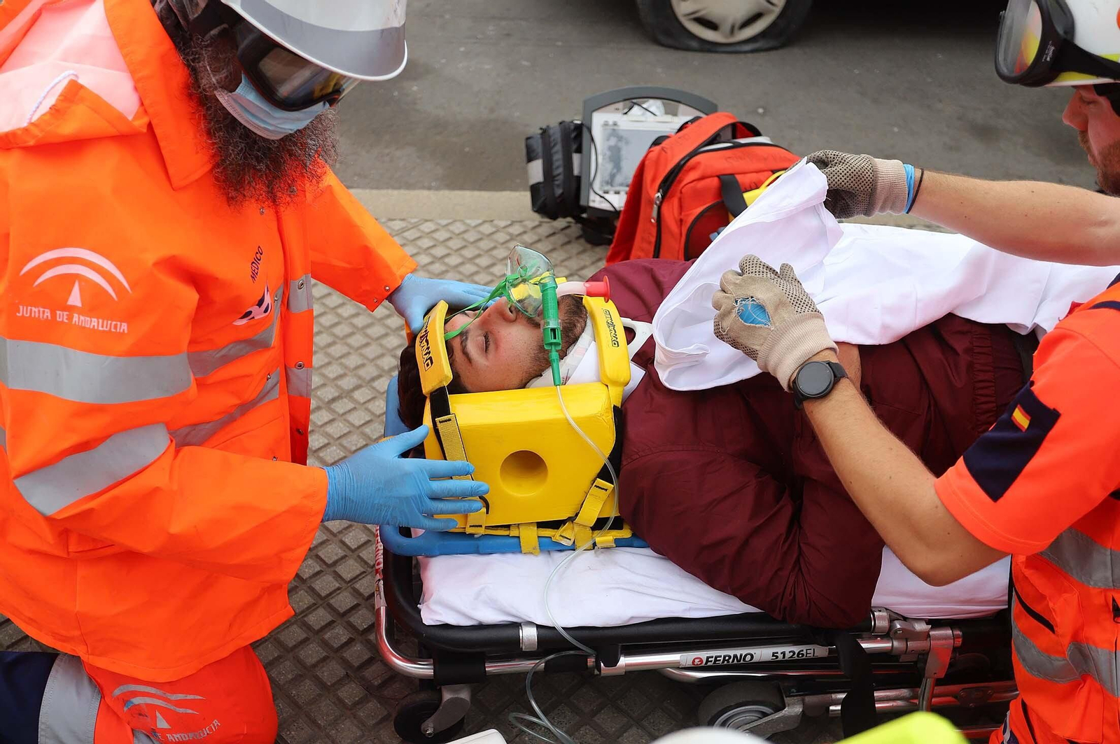 Simulacro de accidente en el Puerto de Huelva dentro del ejercicio regional RespuestA22, en imágenes