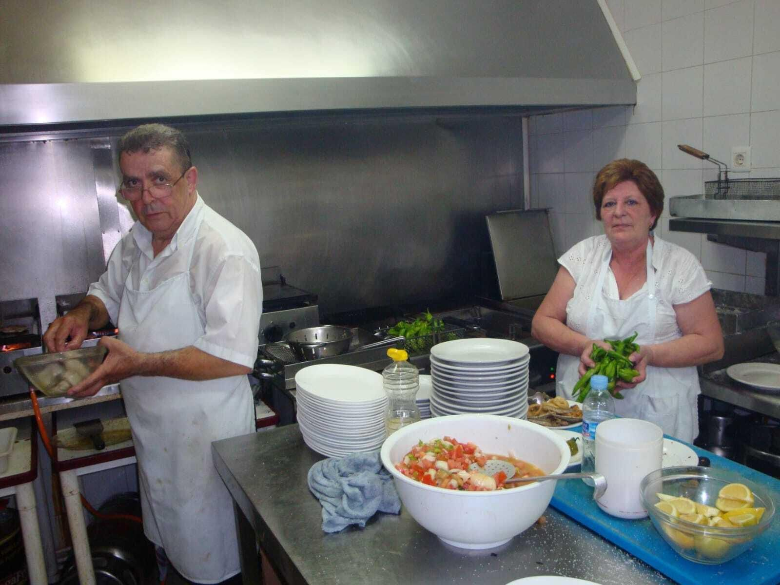 Historia en imágenes de la plaza del Tío la Tiza de Cádiz
