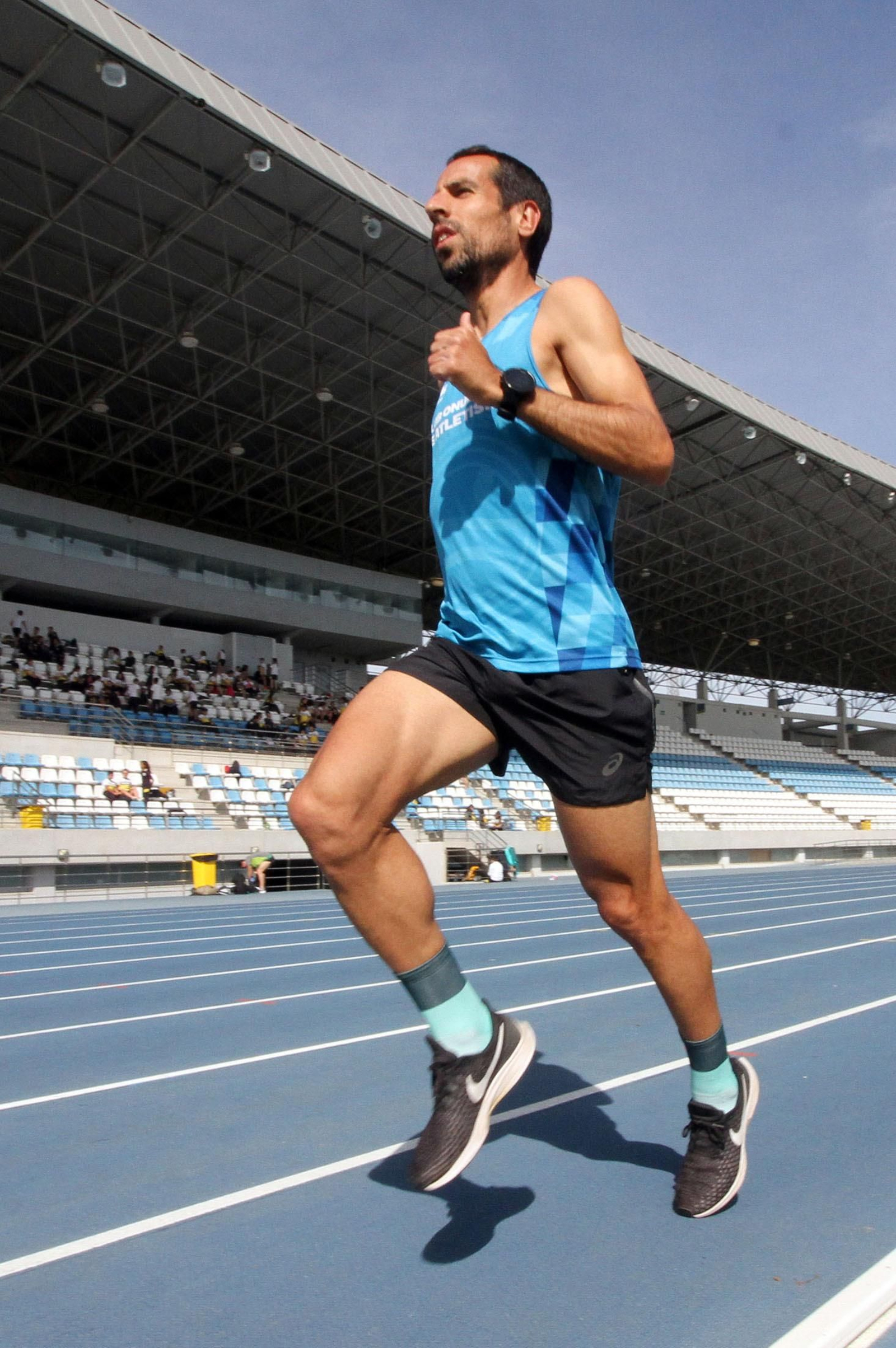 Emilio Martín, imágenes de un campeón mundial en su jornada de entrenamiento
