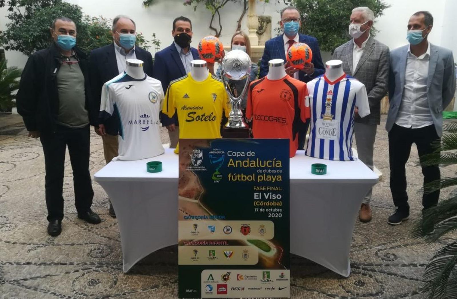 Momento de la presentación de la Copa de Andalucía en la Diputación Provincial.
