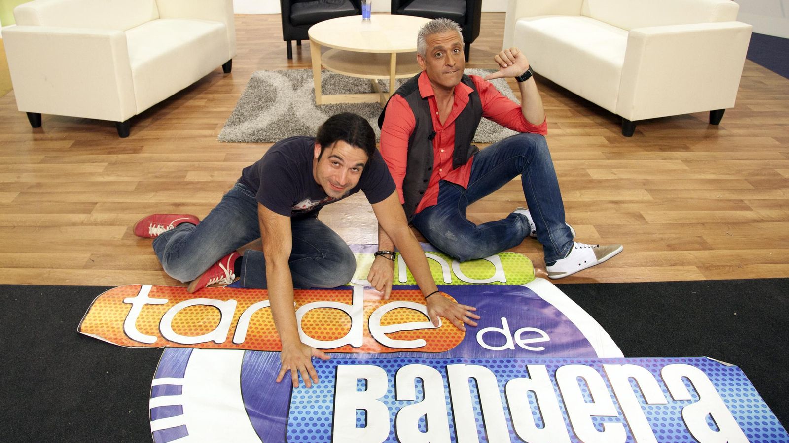 Eduardo Bandera en su programa de TV local de Málaga 'Una tarde de Bandera', con Pablo Blanes Eduardo Bandera en su programa de TV local de Málaga 'Una tarde de Bandera', con Pablo Blanes