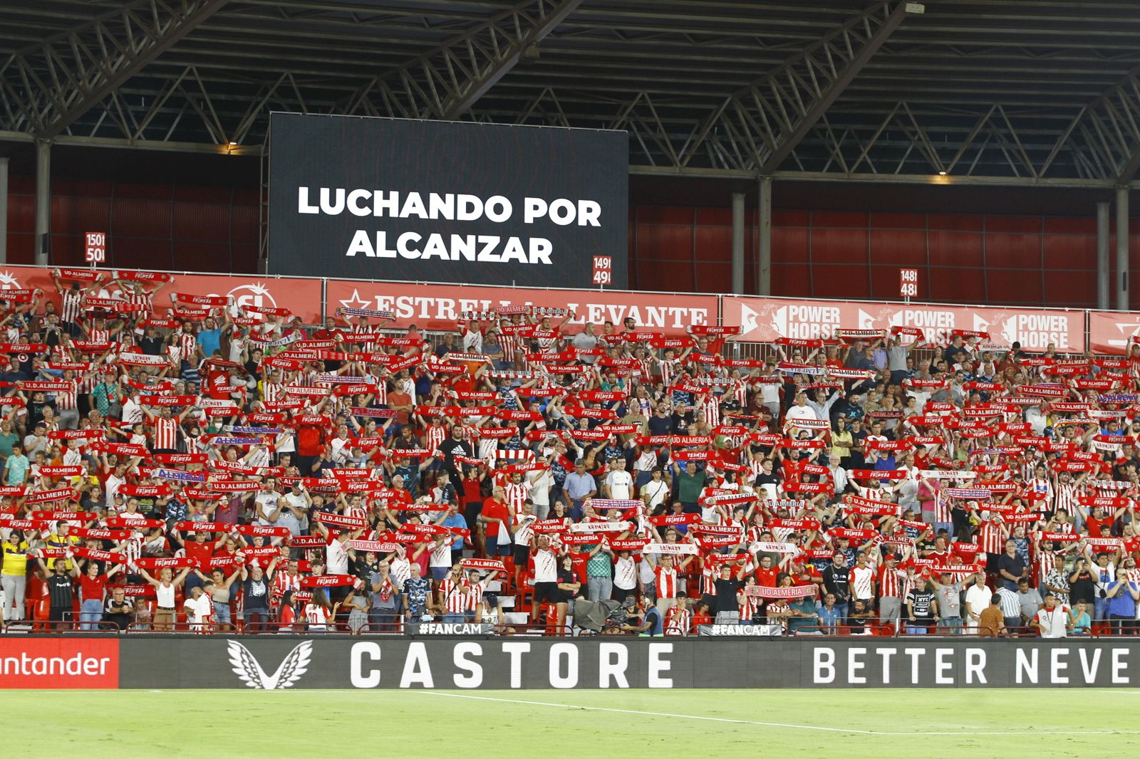 Imágenes del partido U.D. Almería-C.A. Osasuna