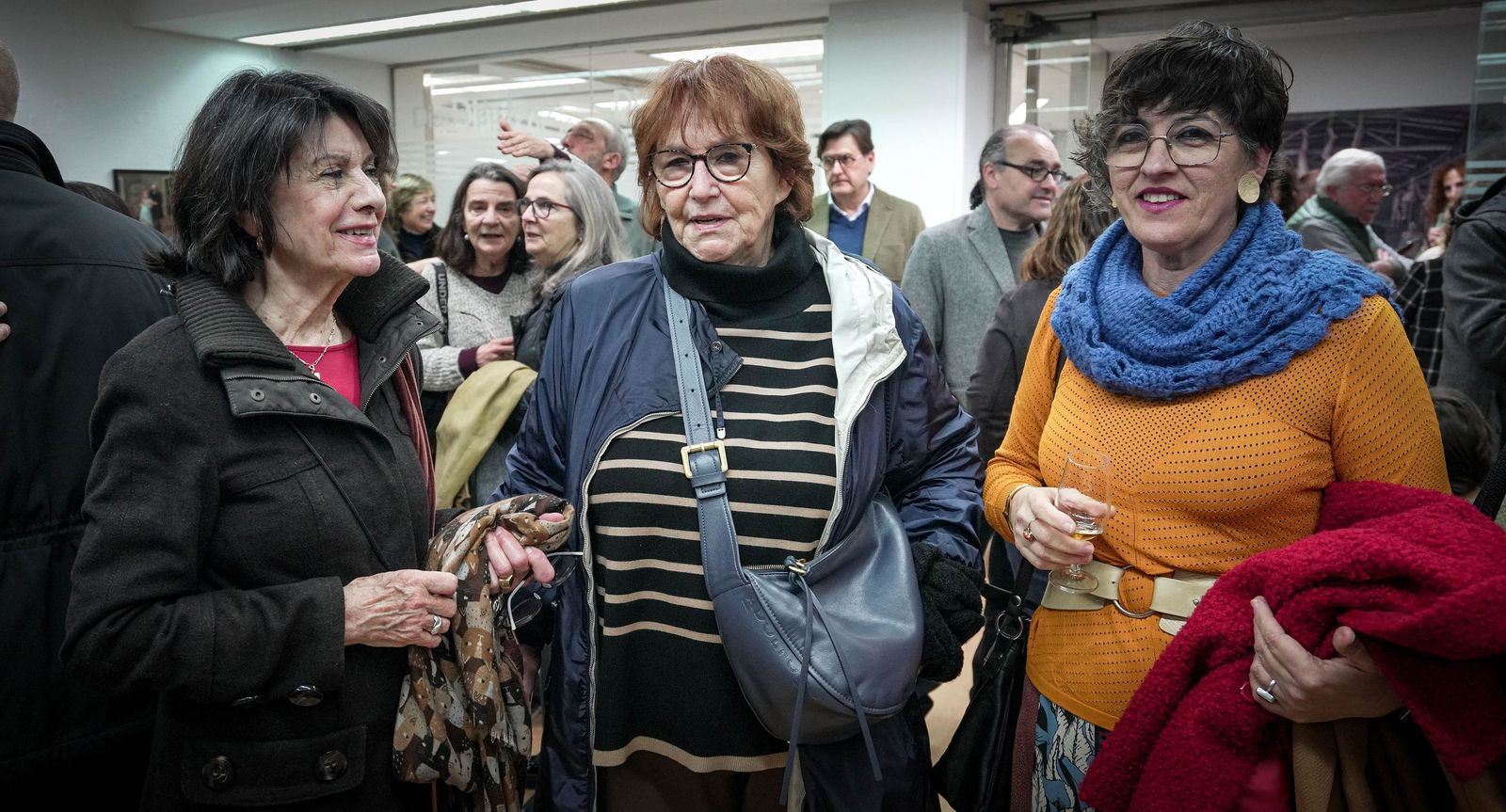 Imágenes de la inauguración de la exposición de Manuel del Valle en la sala ArteaDiario