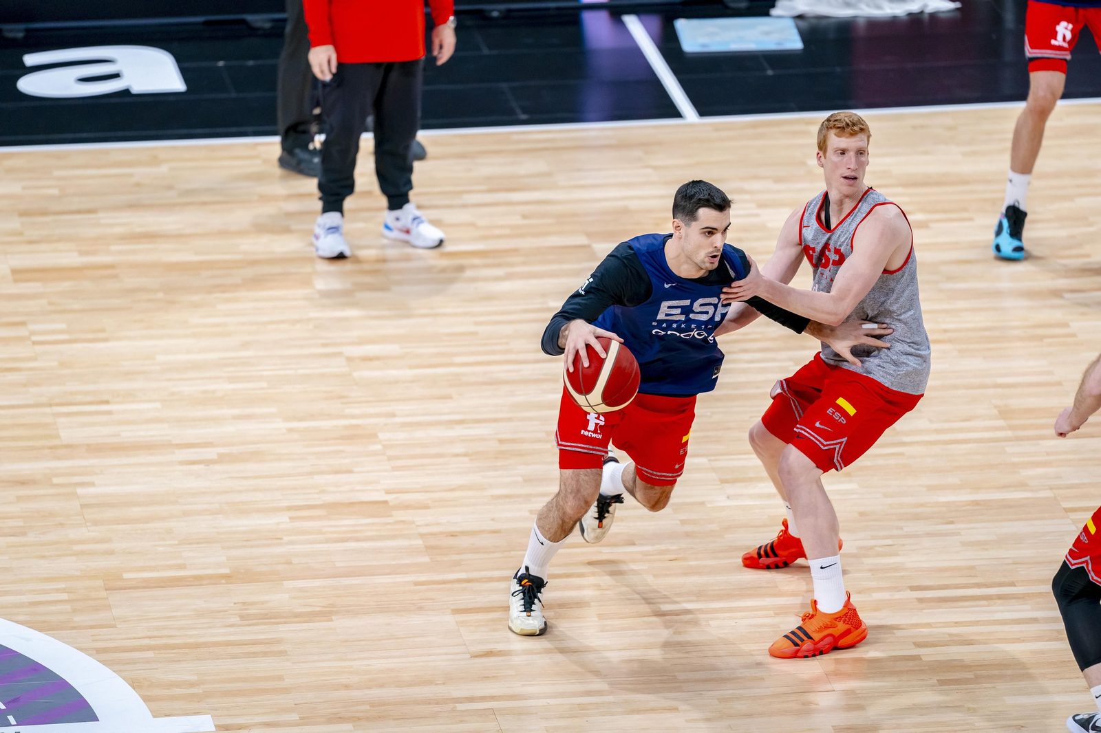 La España de Alberto Díaz, Yankuba Sima y Saint-Supéry sigue trabajando en Zaragoza