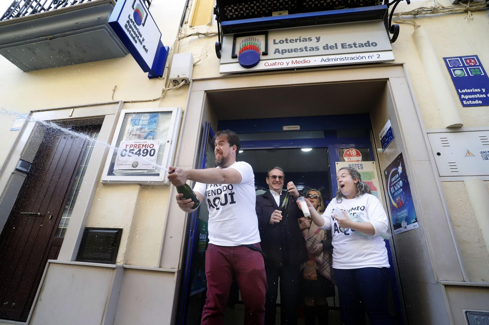 Las mejores imágenes del Gordo de la Lotería en Gibraleón