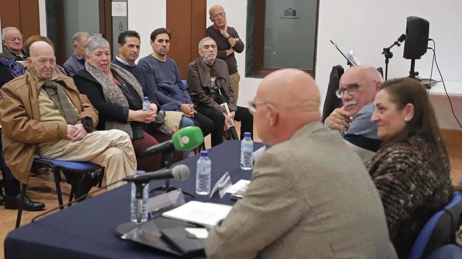Fotos de la presentación del libro 'Vivencias y recuerdos de Guillermo León Barba' en La Línea