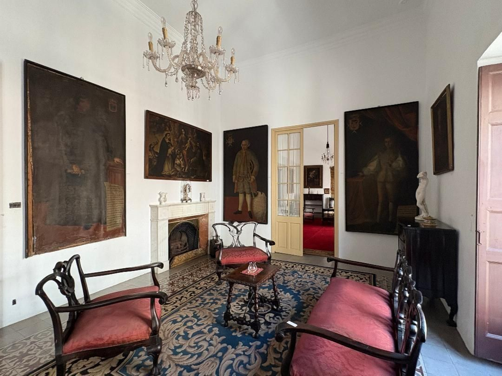 De andar por casa: las imágenes de una vivienda jerezana con mucha solera